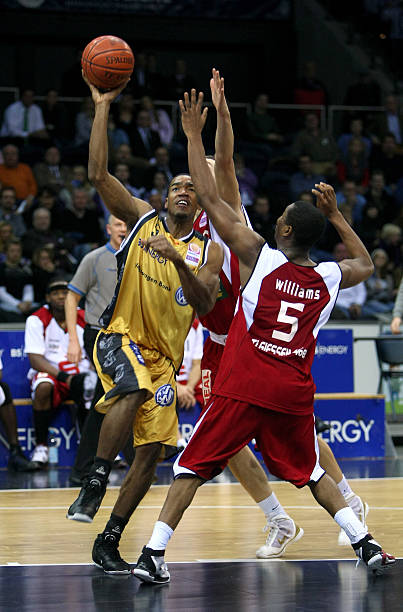 直接奠定了 直接奠定了