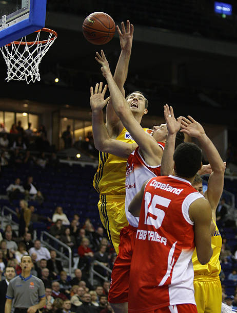 他已有11 他已有11