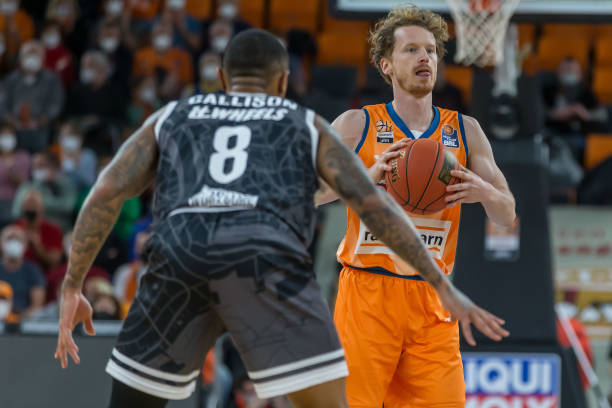 导和边路配 导和边路配