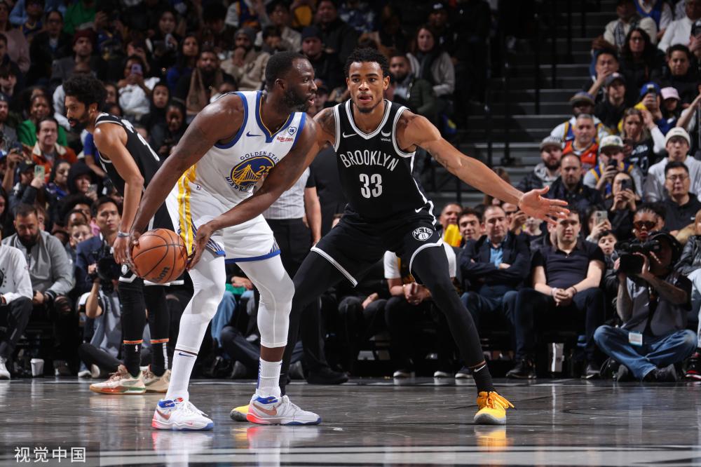 上的潜在短 上的潜在短